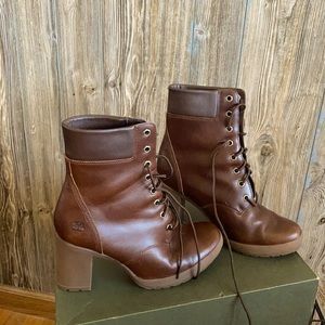 Timberland Candace 6” Boot Size 8.5